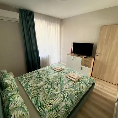 Appartamento Avrora *